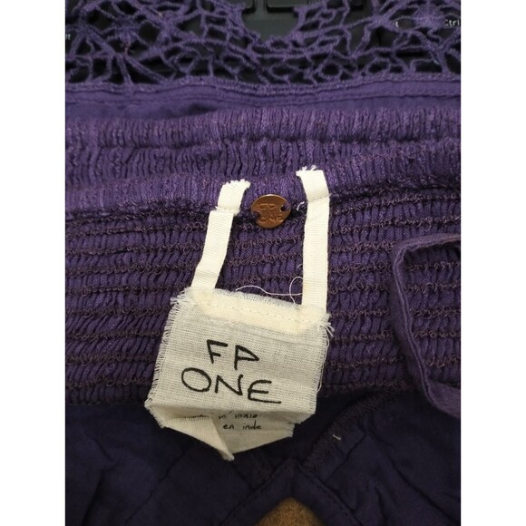 Free People FP One Geo Bralette Cropped Top Smocked Crochet Embroidered S 282651 - Picture 7 of 7